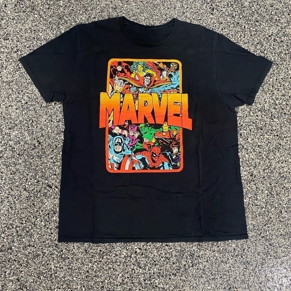 Marvel Comics Graphic Animated T-Shirt - Picture 2 of 6